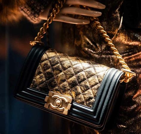 chanel handbag price 2018|why is Chanel so expensive.